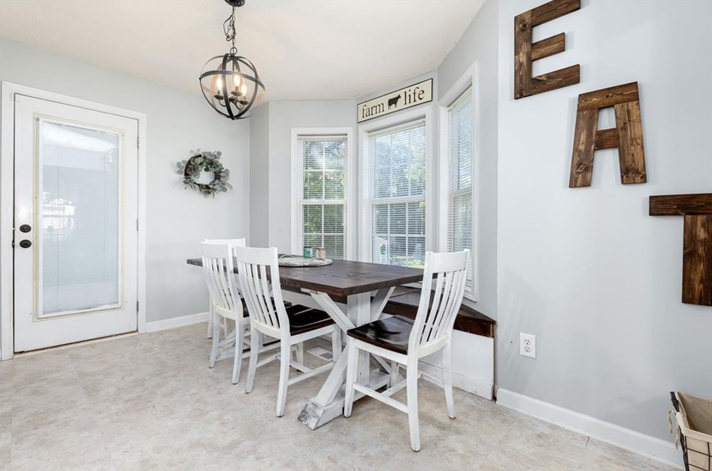 214 Roman Dr, Dallas GA  30157-8966 exterior