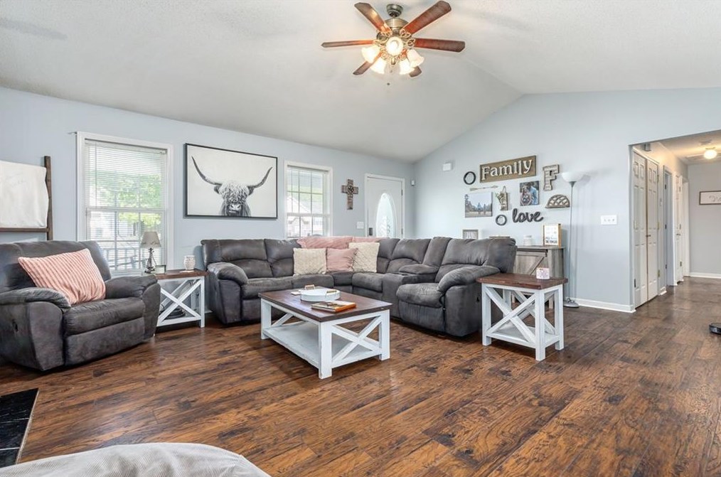 214 Roman Dr, Dallas GA  30157-8966 exterior