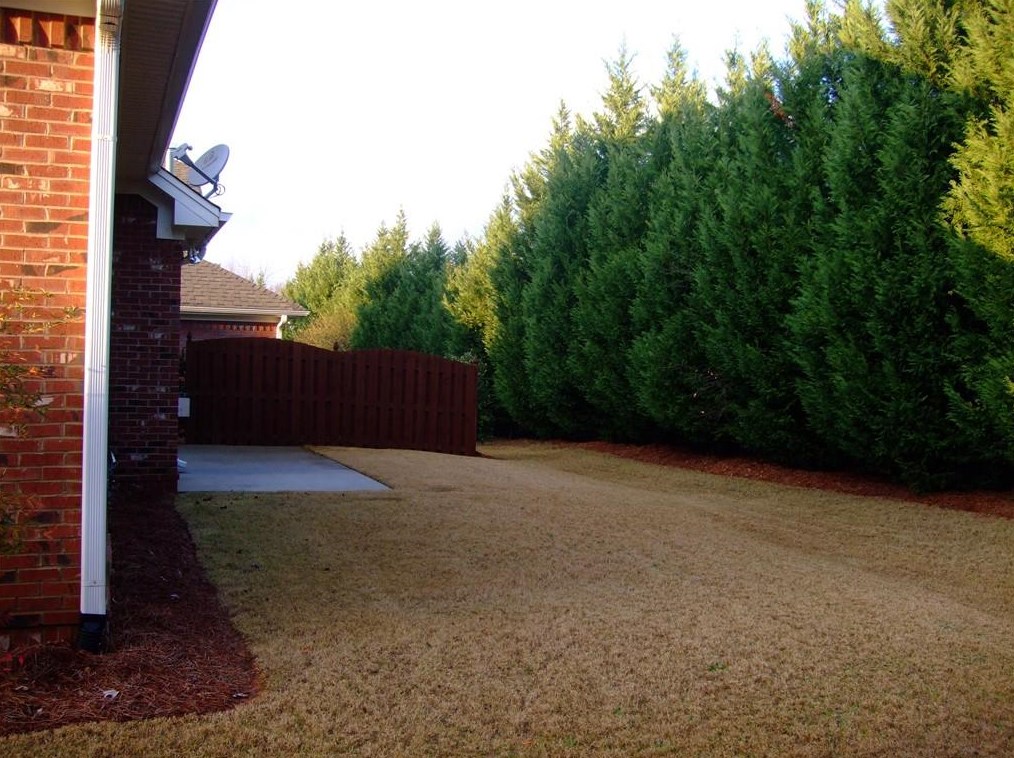 943 Town Square Ct, Lawrenceville GA  30046-8320 exterior