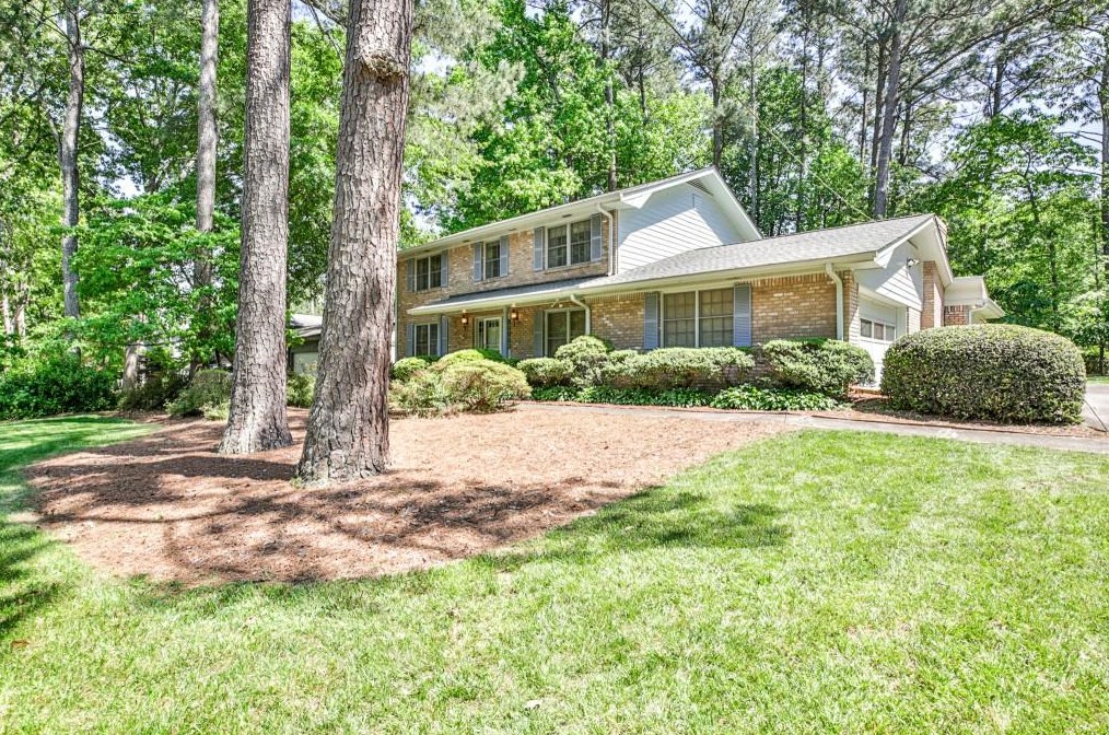 2327 Riverglenn Cir, Atlanta, GA 30338-5940