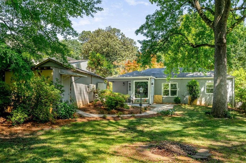 206 Garden Ln, Decatur GA  30030-2376 exterior