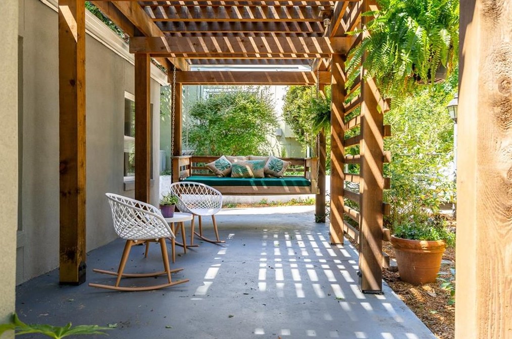 206 Garden Ln, Decatur GA  30030-2376 exterior