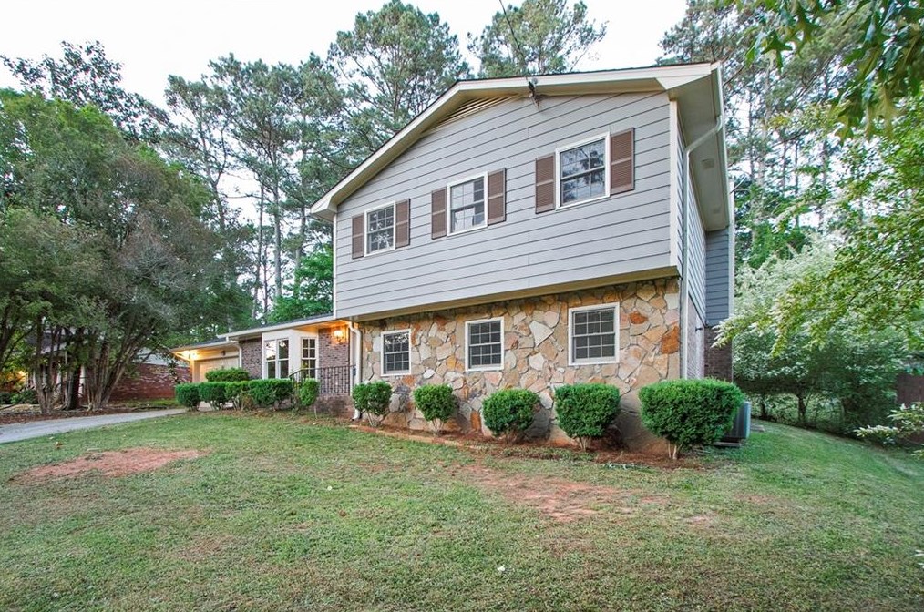 5917 Dana Dr, Norcross, GA 30093-5112