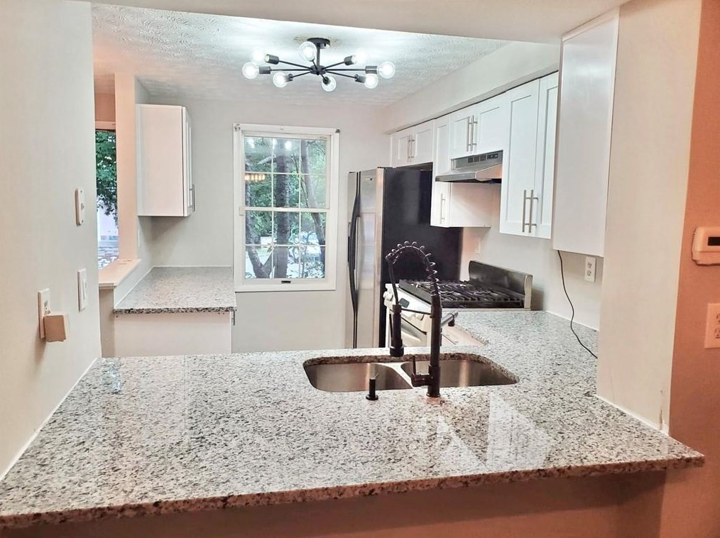 845 Regal Path Ln, Decatur, GA 30030-4180