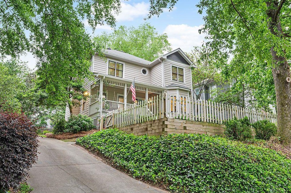 139 Adair St, Decatur, GA 30030-2938