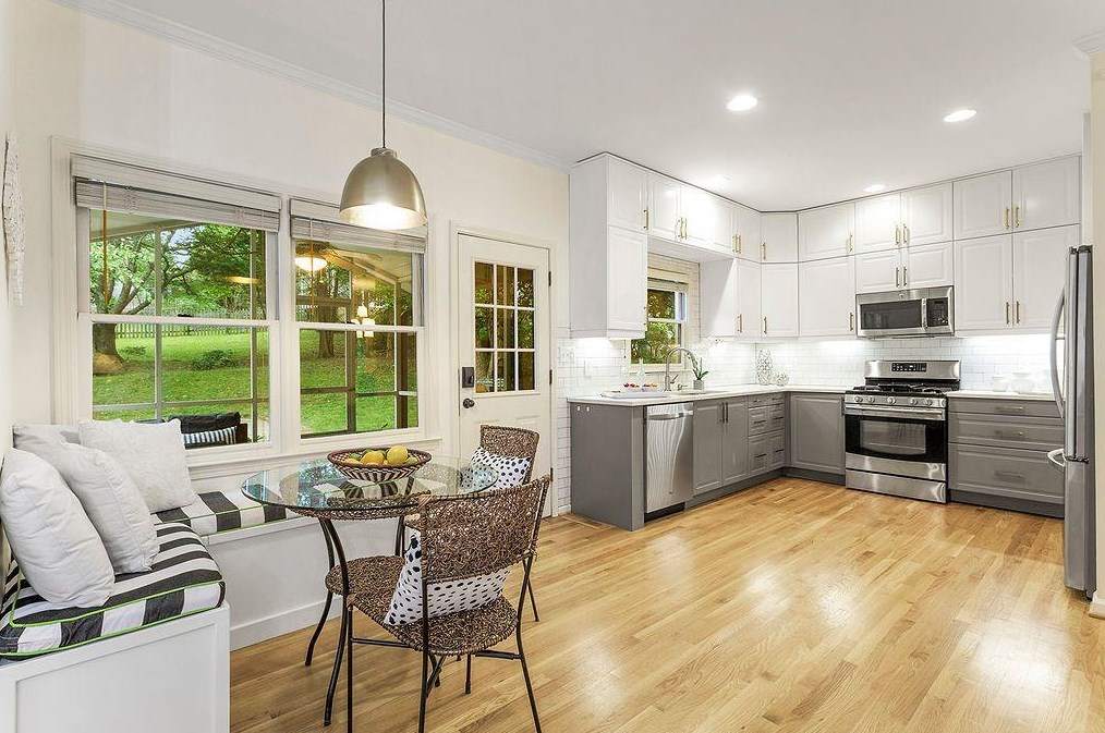 139 Adair St, Decatur GA  30030-2938 exterior