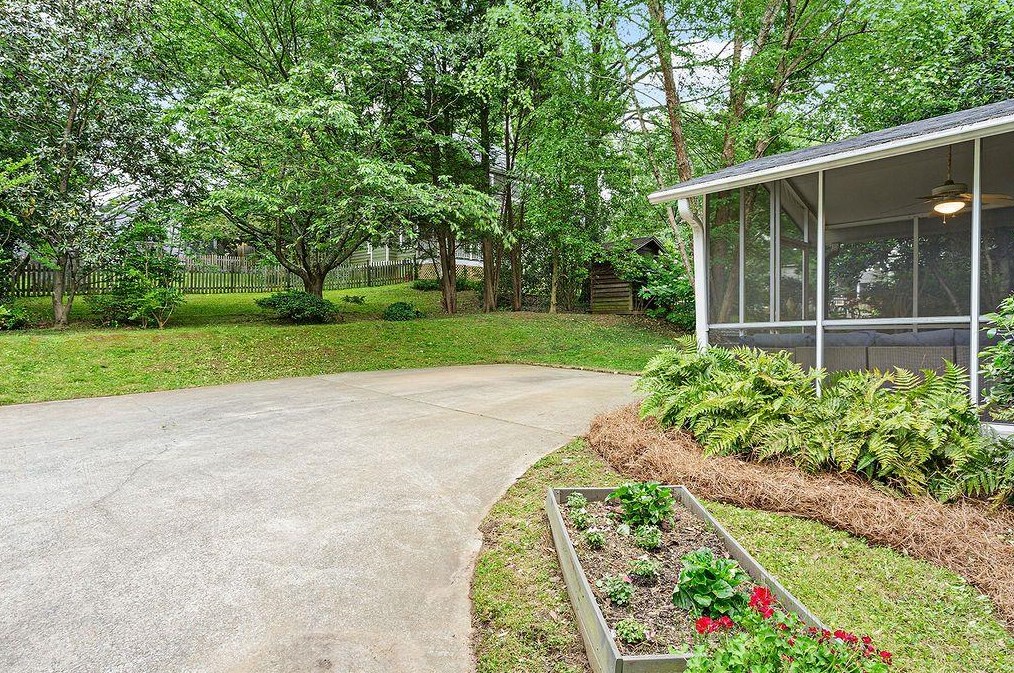 139 Adair St, Decatur GA  30030-2938 exterior