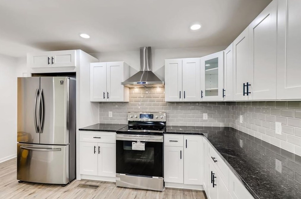 940 Natham Dr, Atlanta GA  30315-8616 exterior