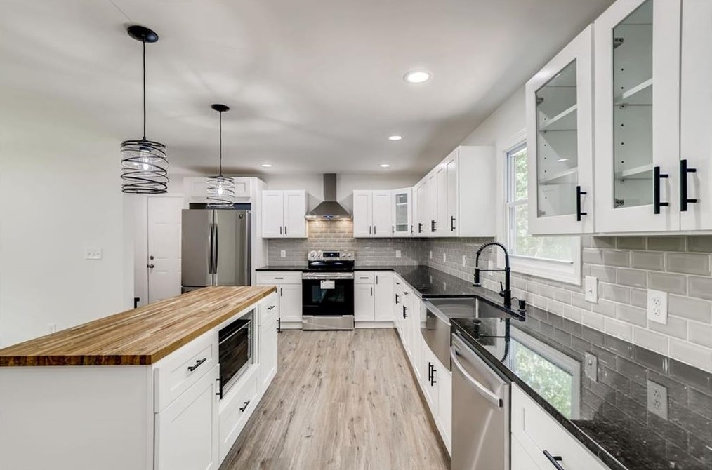 940 Natham Dr, Atlanta GA  30315-8616 exterior