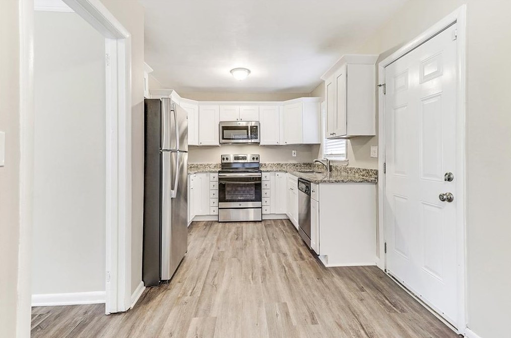 2083 Green Forrest Dr, Decatur GA  30032-5970 exterior
