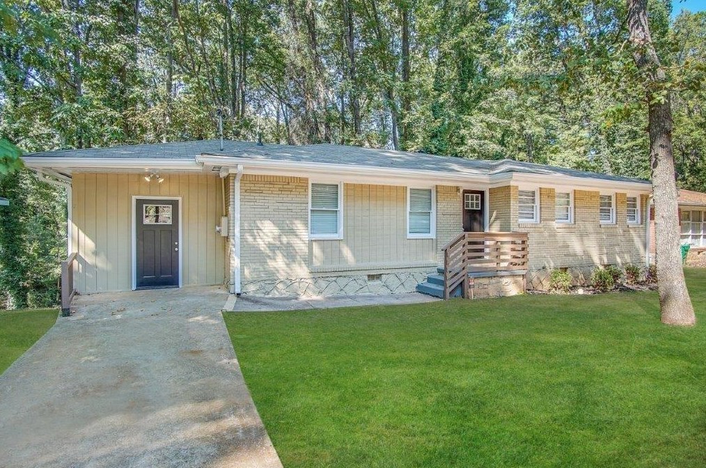 1383 Margarette Dr, Decatur, GA 30035