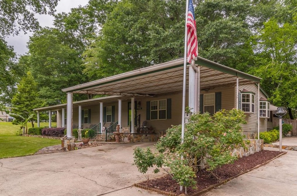 6057 Cooper St, Douglasville, GA 30134-1918