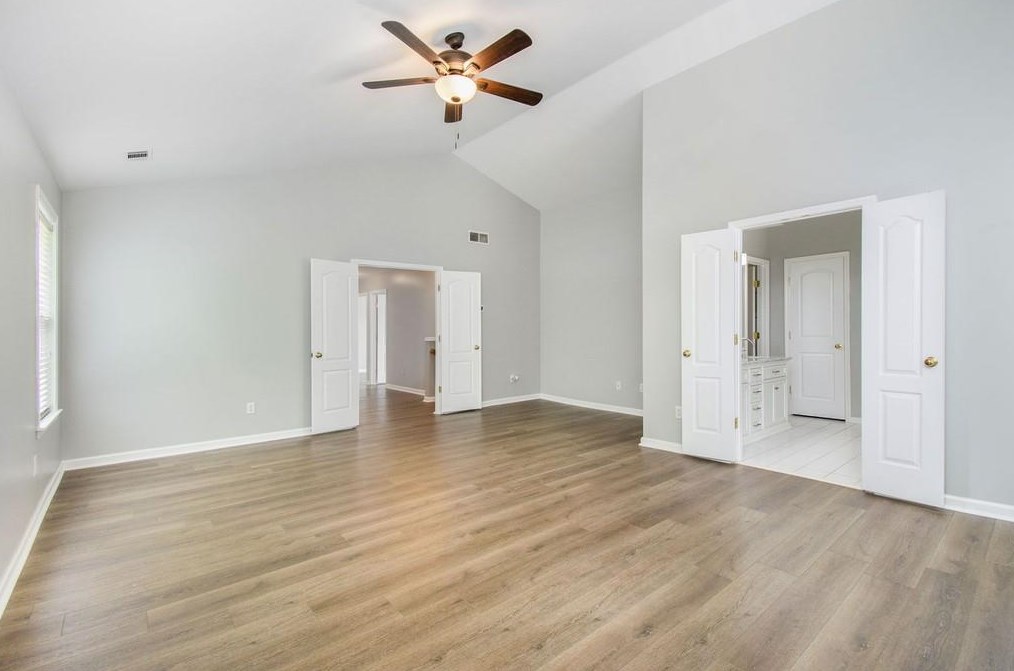 660 Beckenham Walk Dr, Dacula GA  30019-6735 exterior