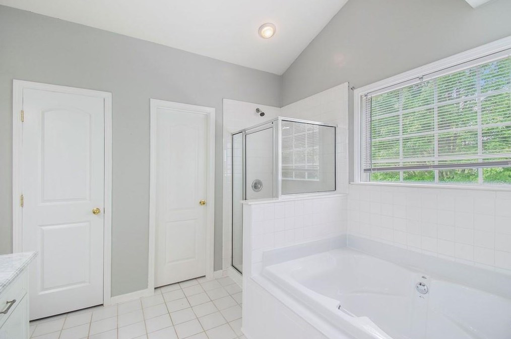 660 Beckenham Walk Dr, Dacula GA  30019-6735 exterior