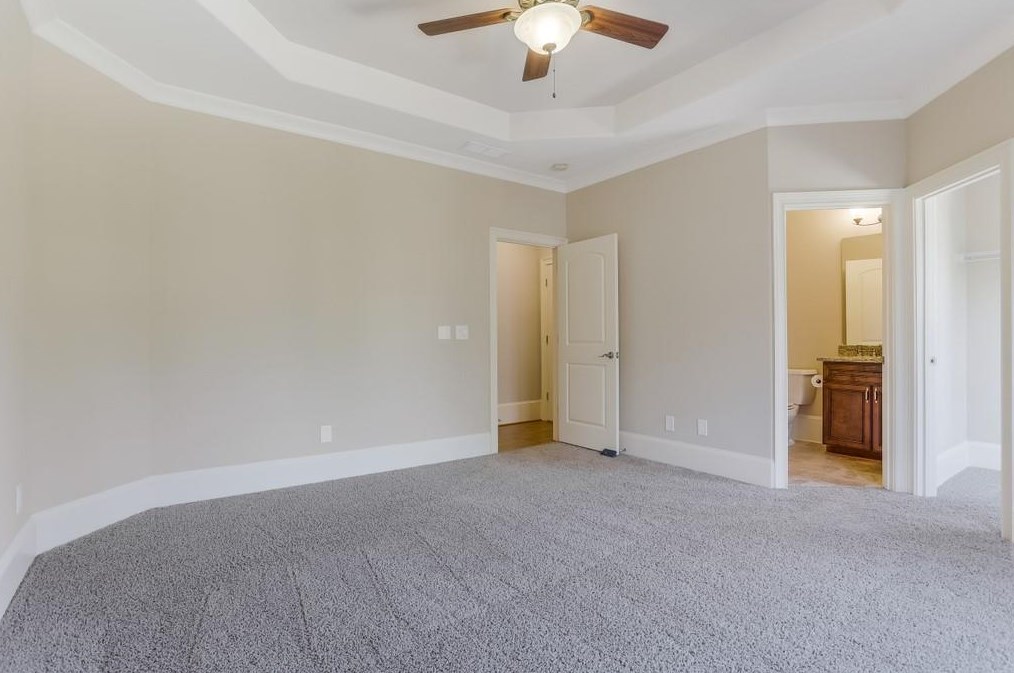 671 Windsor Pkwy, Atlanta GA  30342-2801 exterior