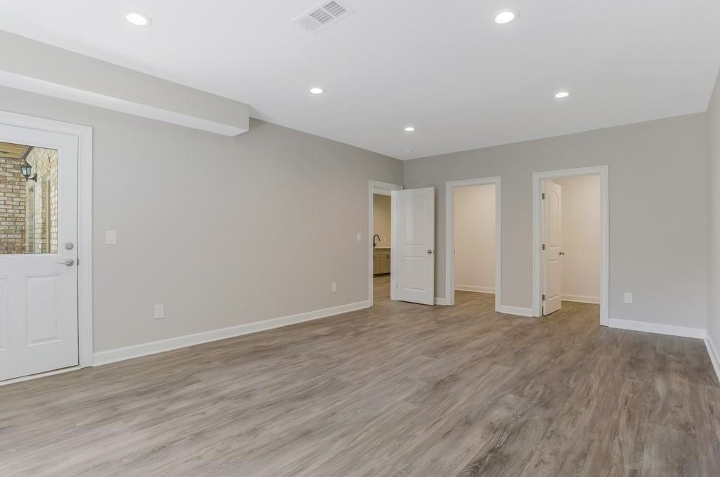 671 Windsor Pkwy, Atlanta GA  30342-2801 exterior