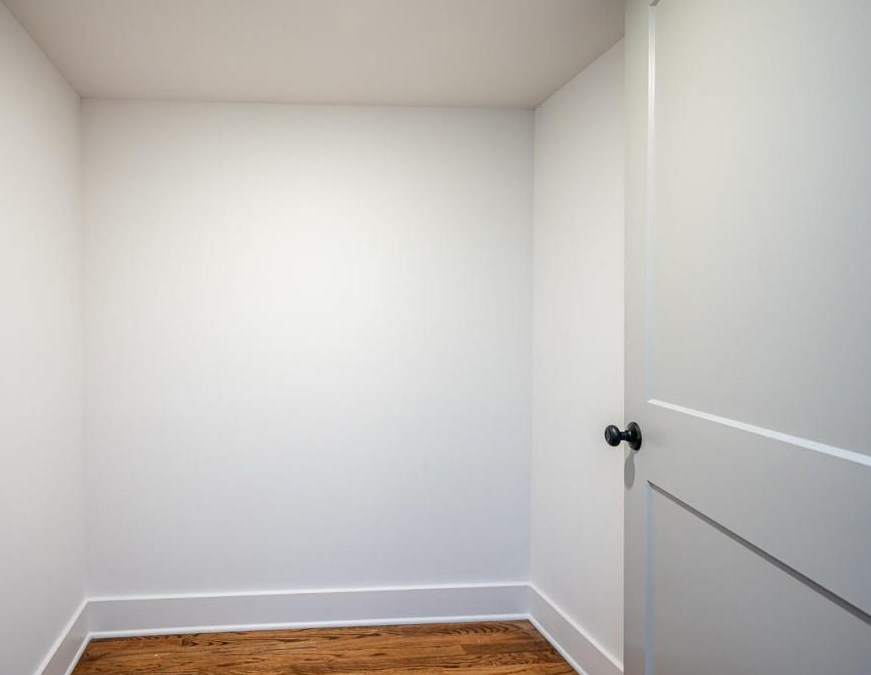 861 Lake Dr, Decatur GA  30030-4903 exterior