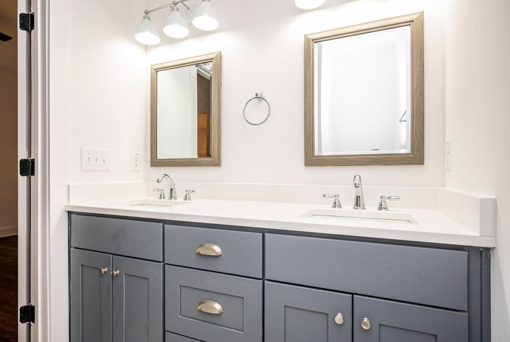 861 Lake Dr, Decatur GA  30030-4903 exterior