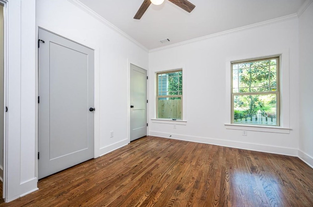 861 Lake Dr, Decatur GA  30030-4903 exterior