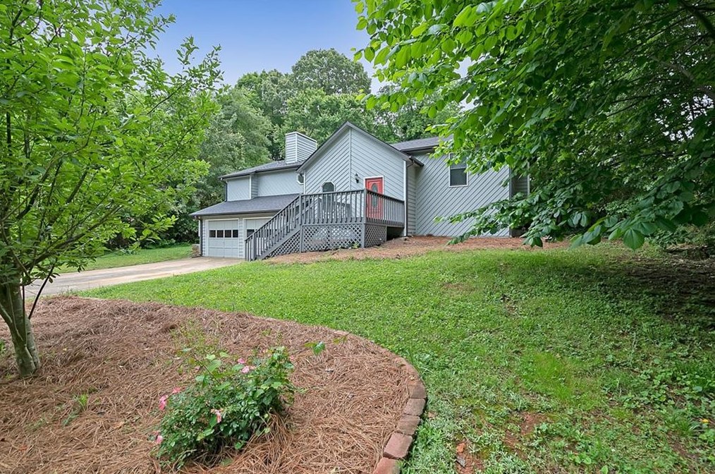 1707 Hickory Grove Trl, Acworth, GA 30102-3598