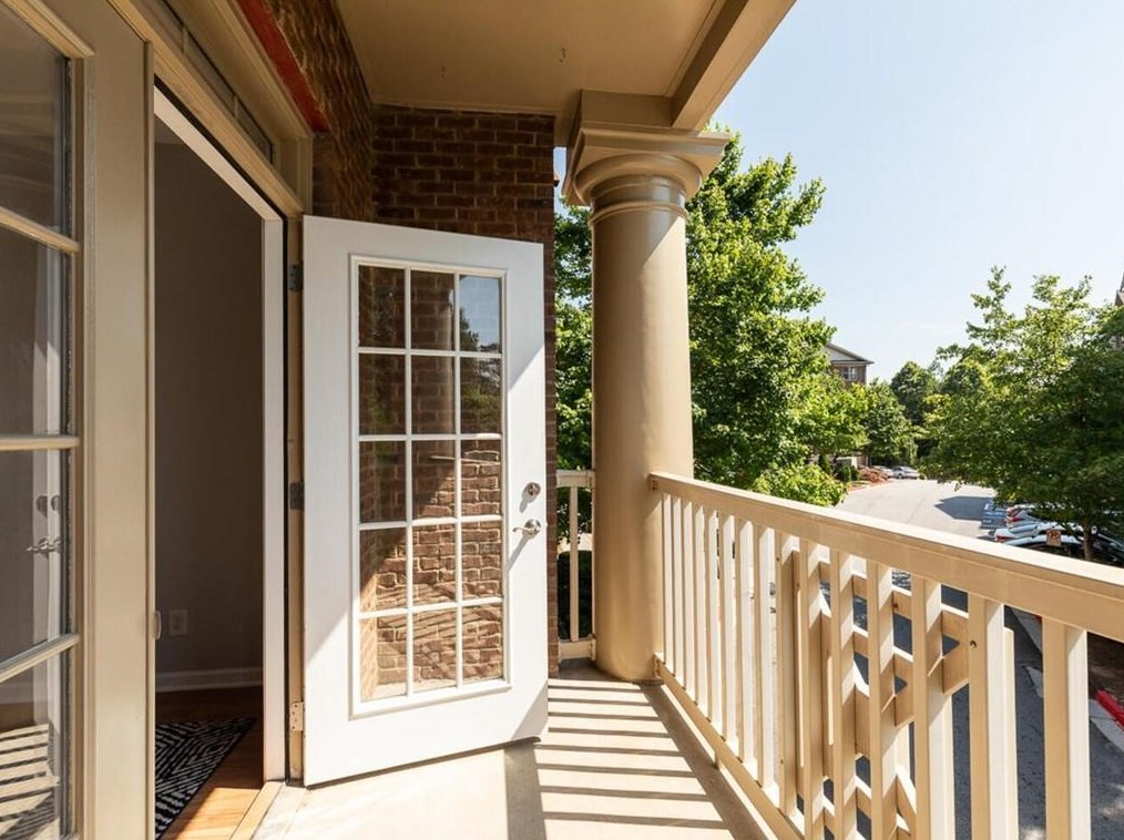 4805 Village Way, Smyrna GA  30080-9219 exterior