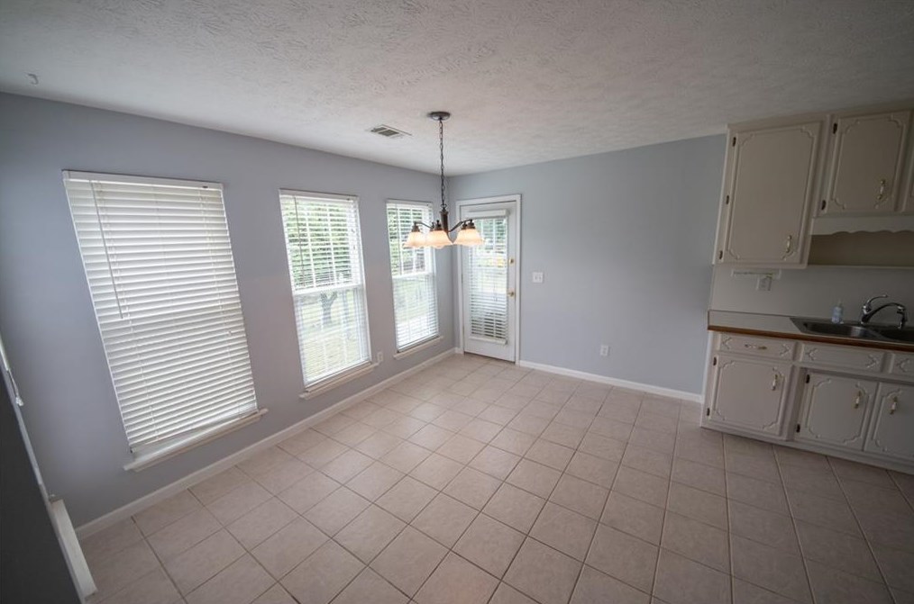 1130 Mercury Dr, Lawrenceville GA  30045-5197 exterior