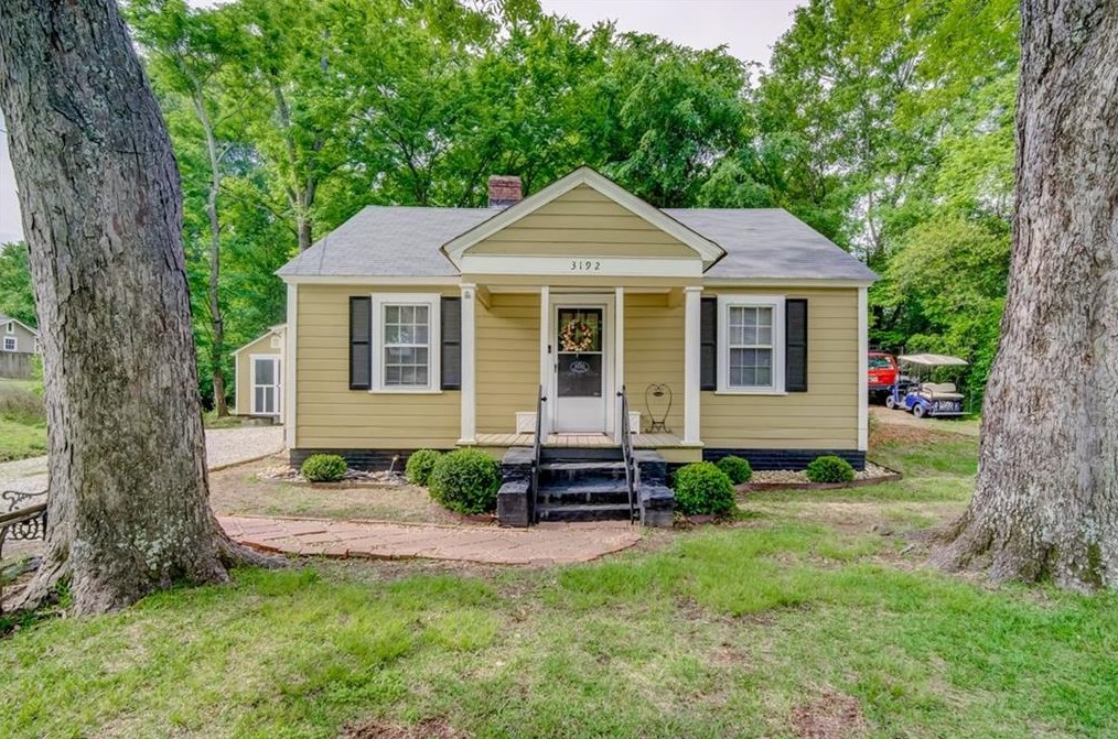 3192 Phedora St Ne, Porterdale, GA 30014