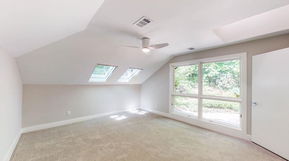 27 Wesley Rdg, Atlanta GA  30327-2042 exterior