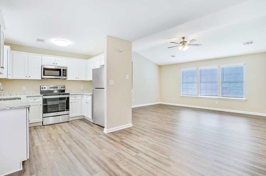 2378 Mills Bnd, Decatur GA  30034-1105 exterior