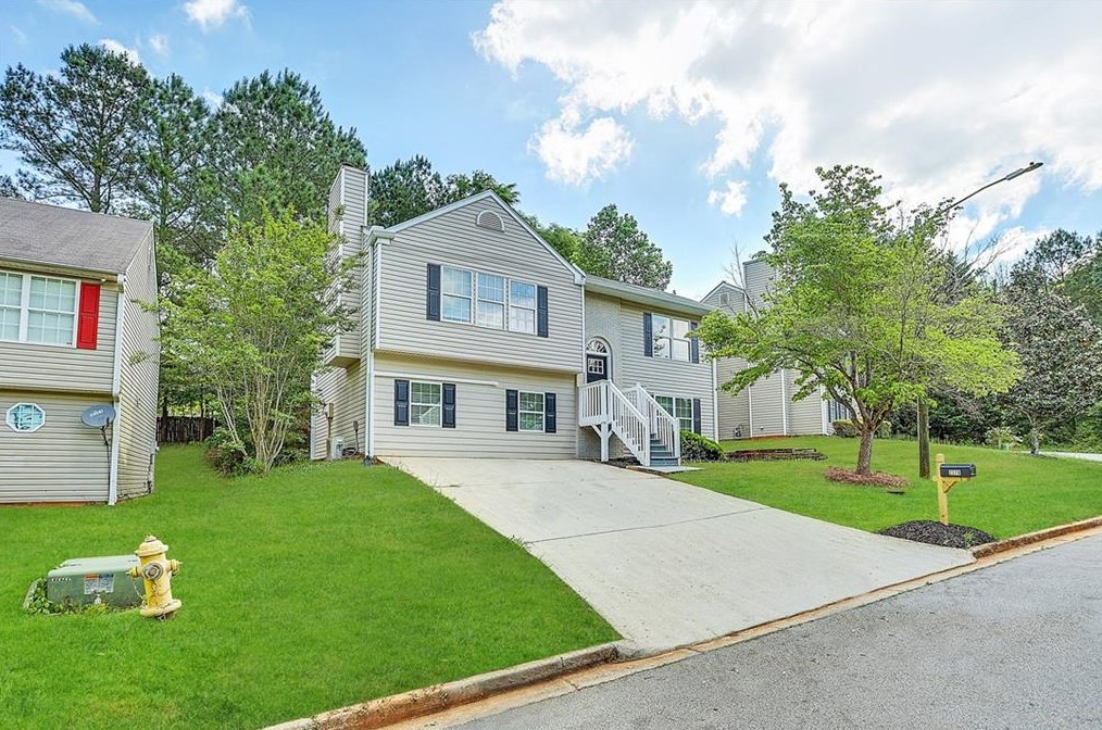2378 Mills Bnd, Decatur, GA 30034