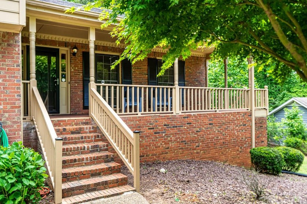 801 Roxboro Trce, Lawrenceville, GA 30044-5672