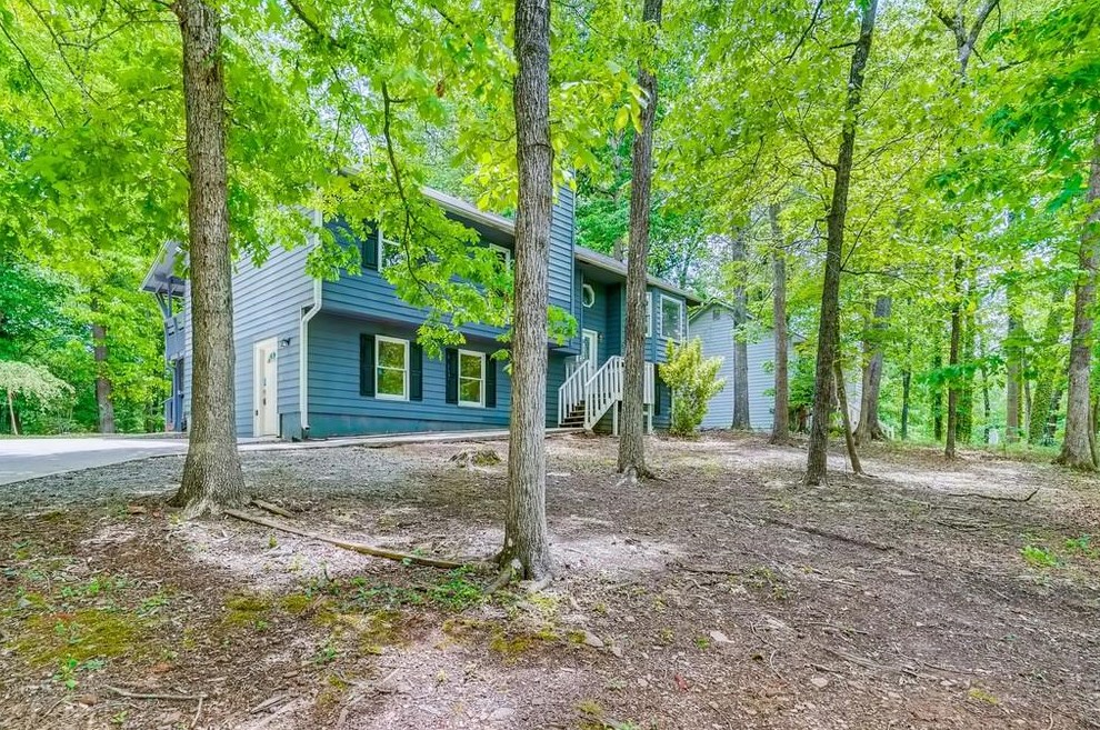 1534 Oakhill Dr, Auburn, GA 30011-3244