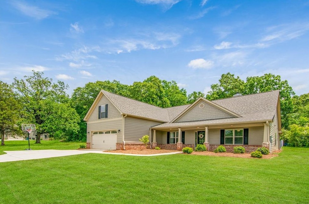1442 Harmony Grove Church Rd, Auburn, GA 30011
