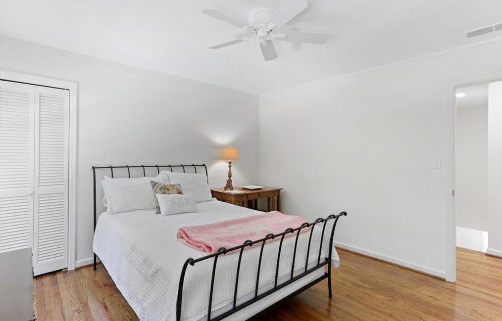 6278 Mtn Brk Way, Atlanta GA  30328-3611 exterior