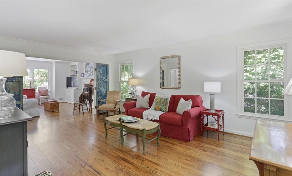 6278 Mtn Brk Way, Atlanta GA  30328-3611 exterior