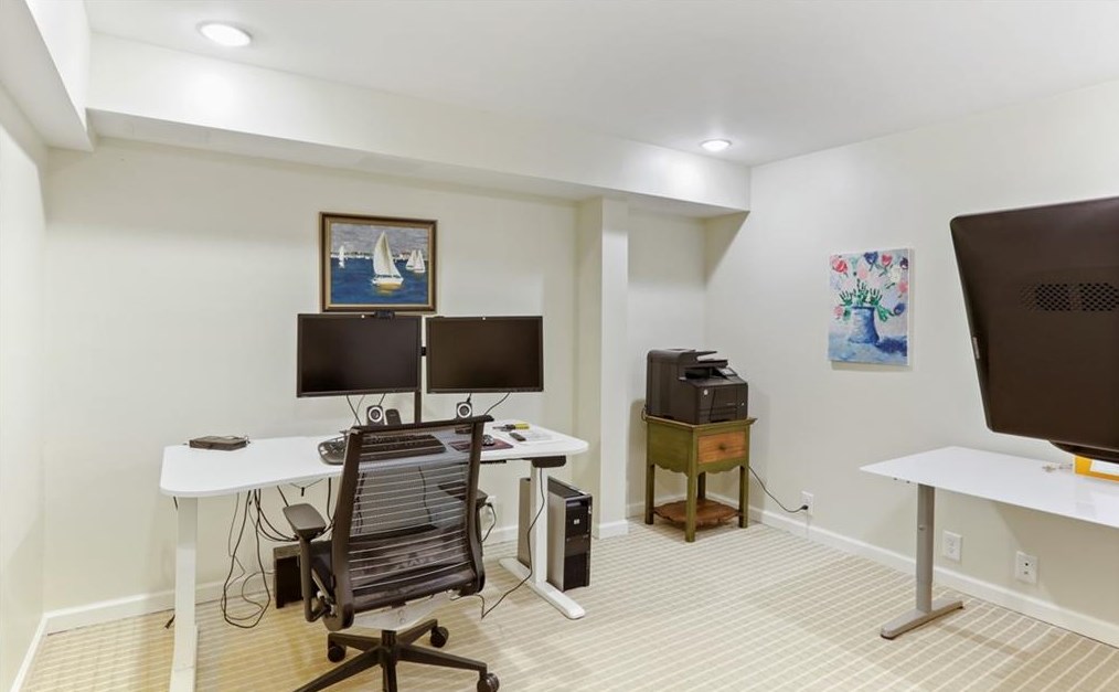 6278 Mtn Brk Way, Atlanta GA  30328-3611 exterior