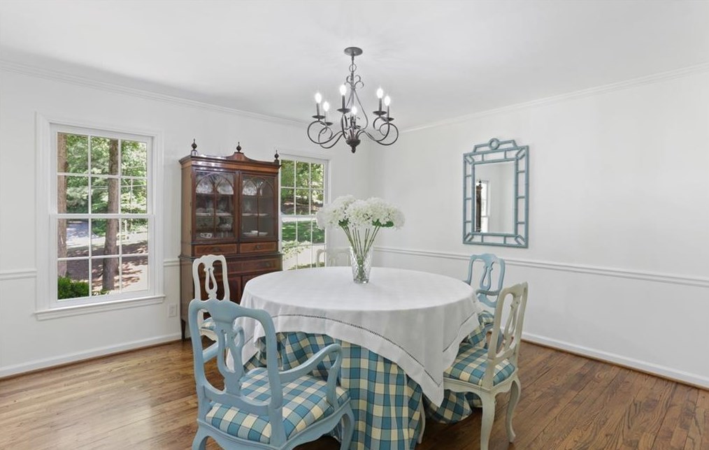 6278 Mtn Brk Way, Atlanta GA  30328-3611 exterior