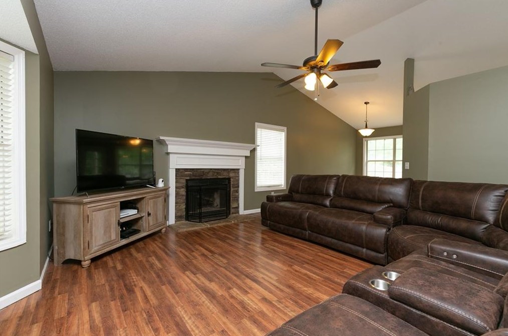 314 Amberwood Ct, Euharlee, GA 30145-2737