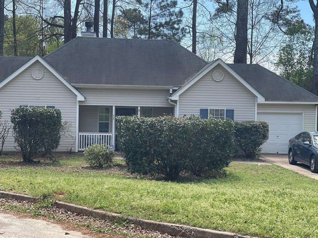 9106 Amberleigh Ln, Riverdale, GA 30274