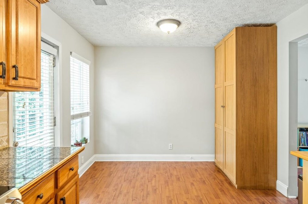 2236 Desmond Dr, Decatur GA  30033-4742 exterior