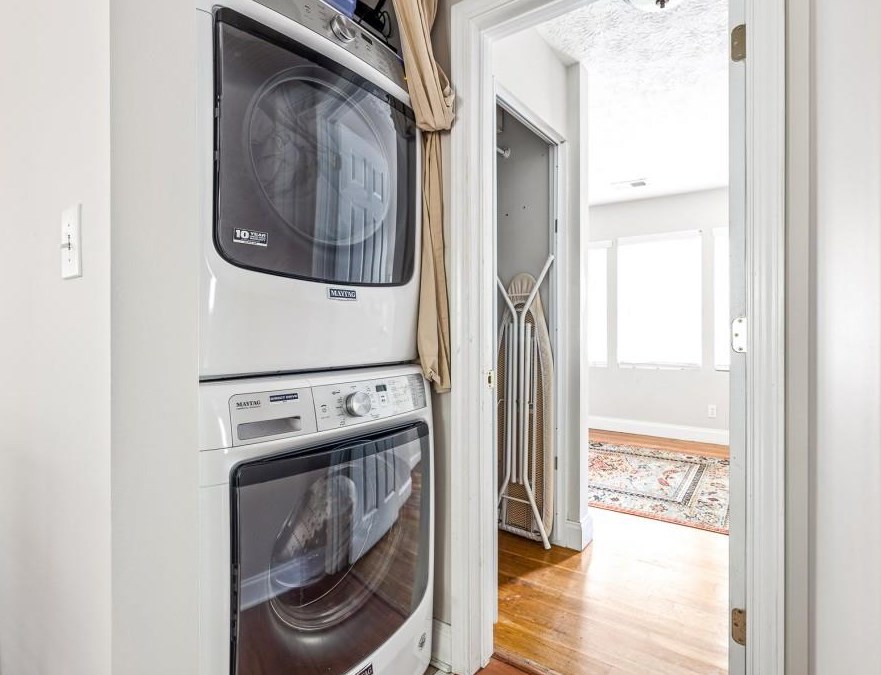 2236 Desmond Dr, Decatur GA  30033-4742 exterior