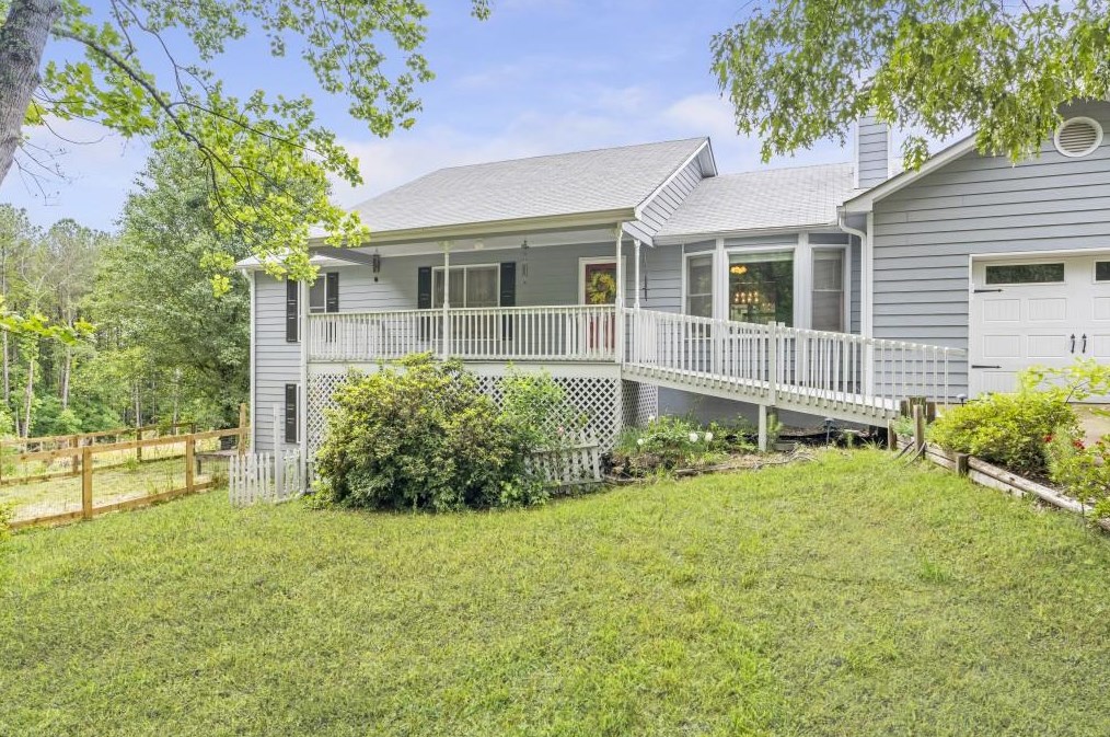5946 Blackjack Rd, Flowery Branch, GA 30542-5407