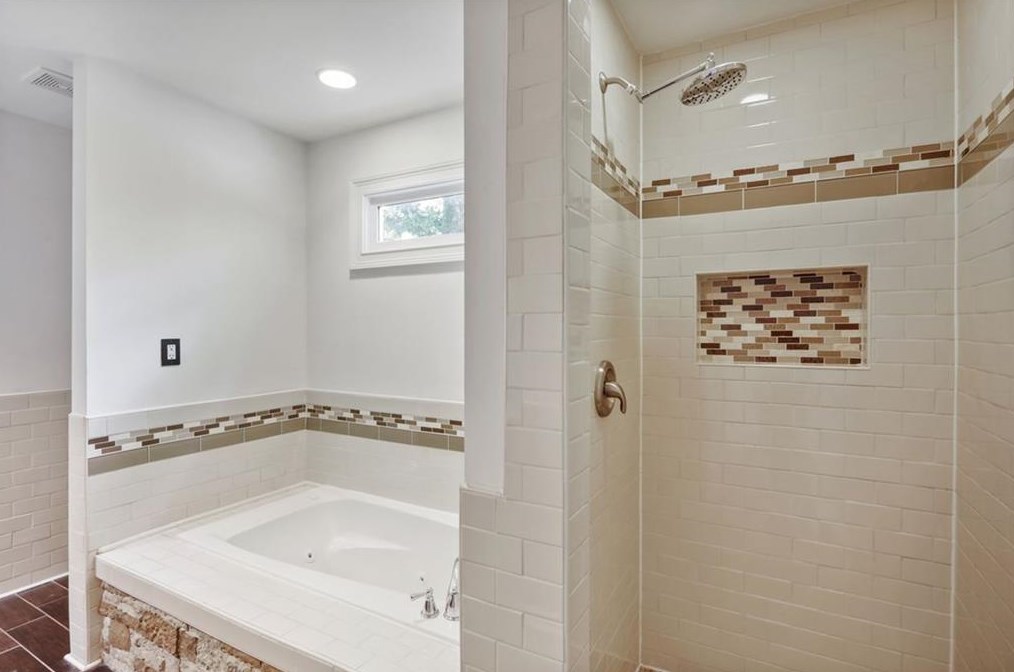 556 Parker Ave, Decatur GA  30032-3965 exterior