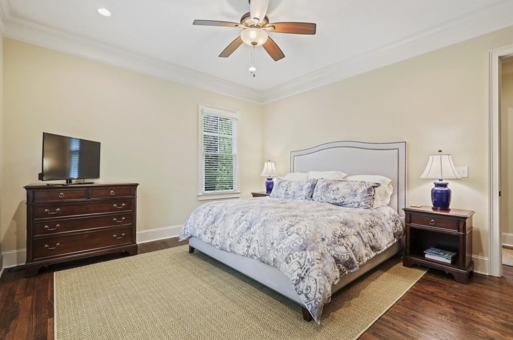 4805 Northway Dr, Atlanta GA  30342-2425 exterior