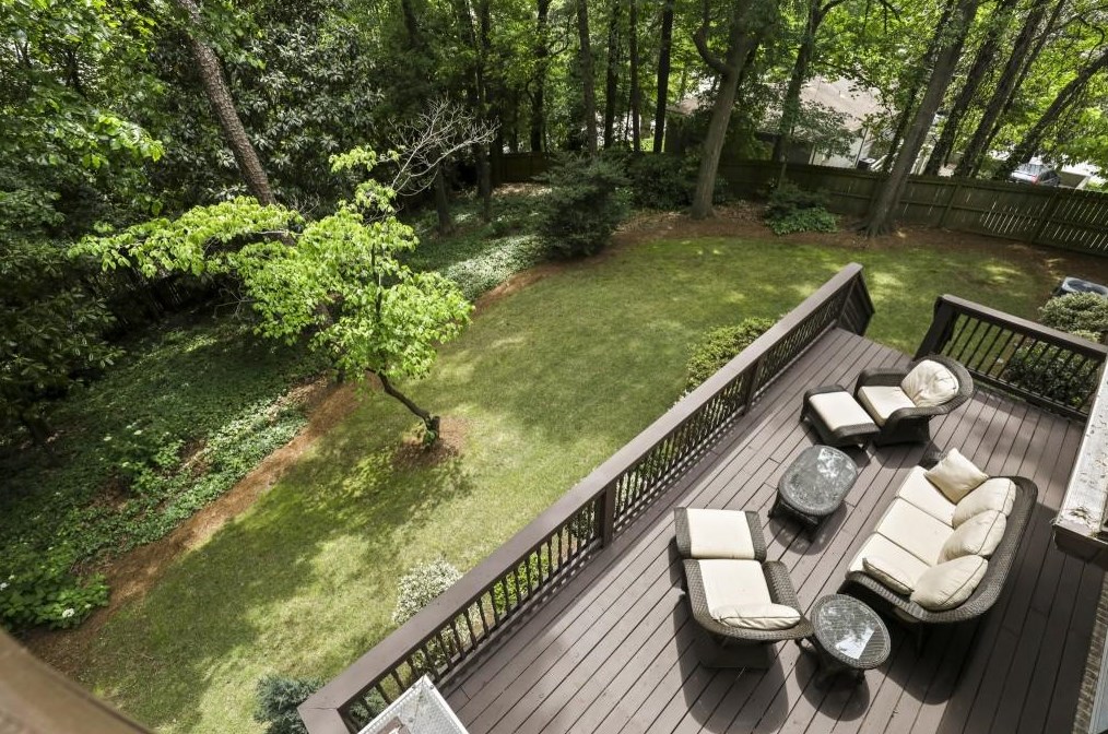 4805 Northway Dr, Atlanta GA  30342-2425 exterior