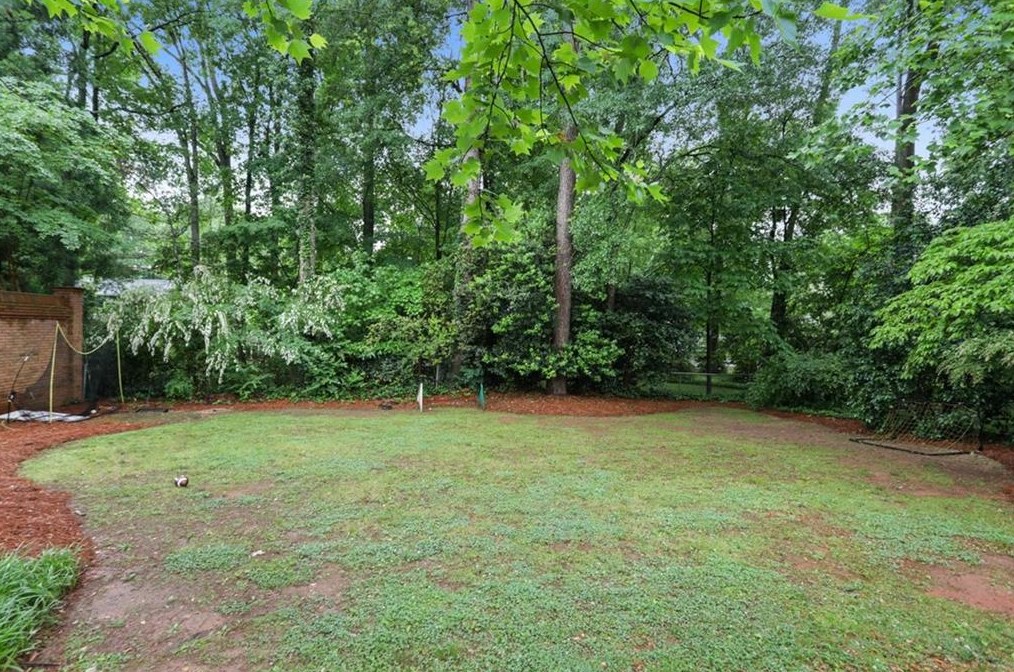 232 Mount Vernon Dr, Decatur GA  30030-1607 exterior