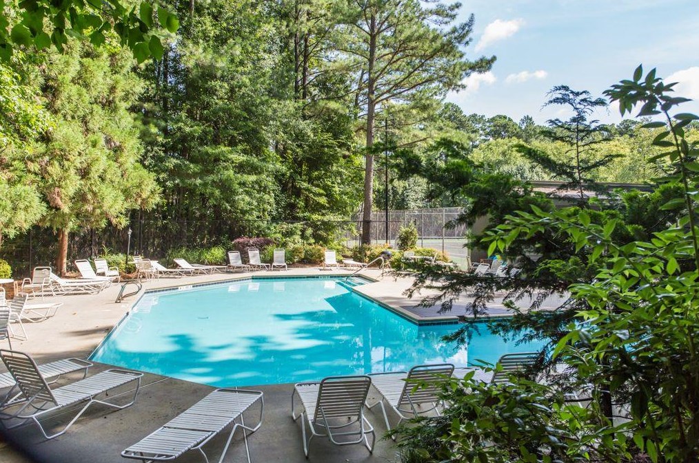 1005 Mcclelen Way, Decatur GA  30033-5633 exterior