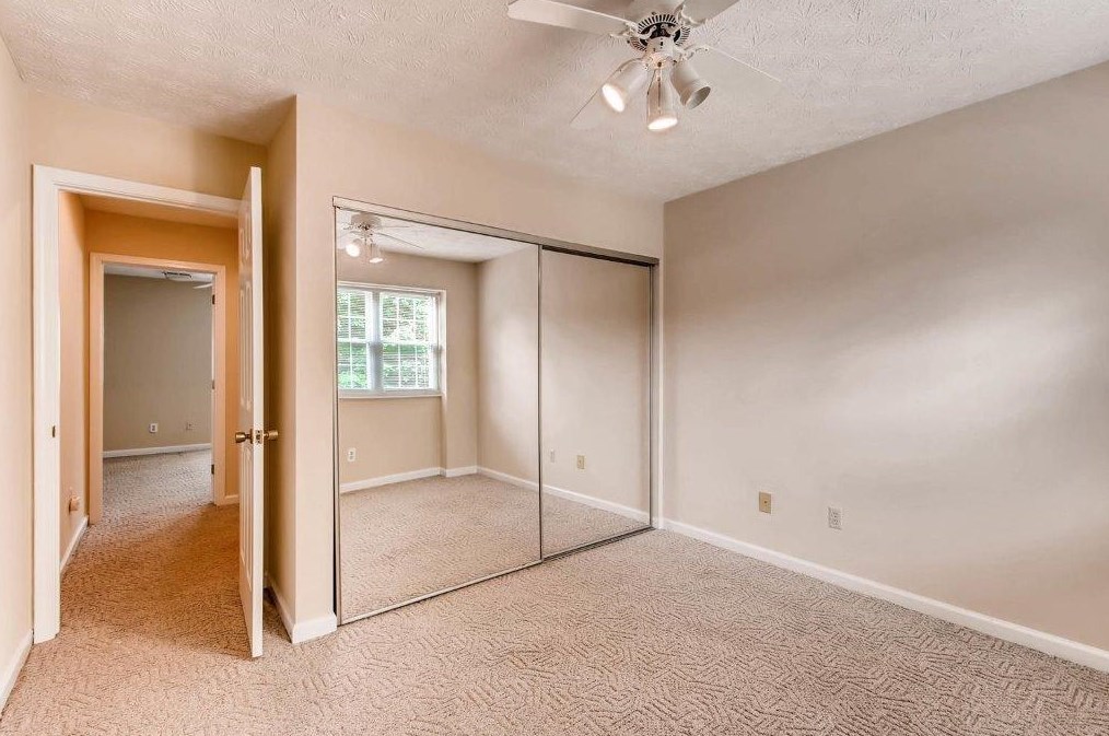 107 Mary Gay Ct, Decatur GA  30030-2904 exterior