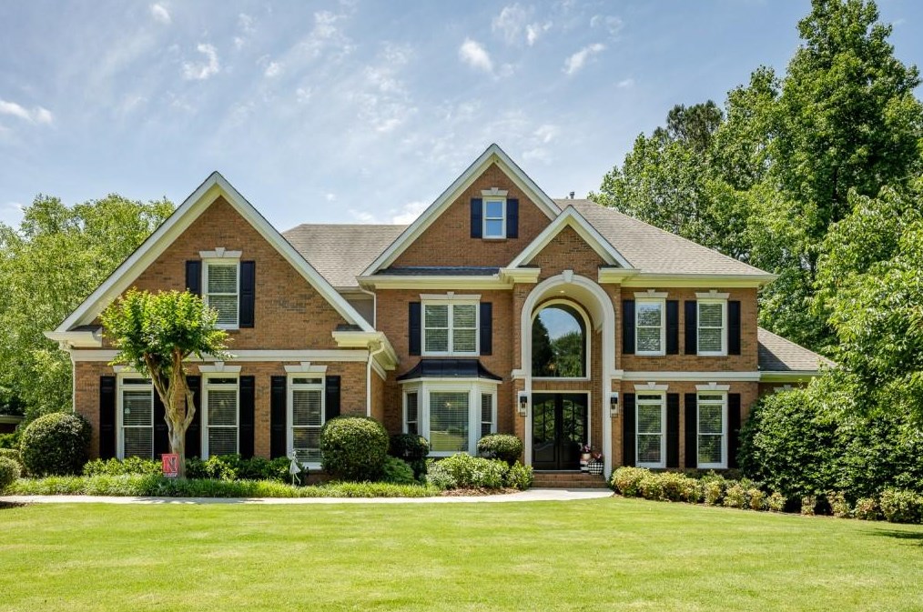 230 Spalding Springs Ln, Atlanta GA  30350-4110 exterior