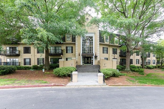 1201 Pine Heights Dr #201, Atlanta, GA 30324